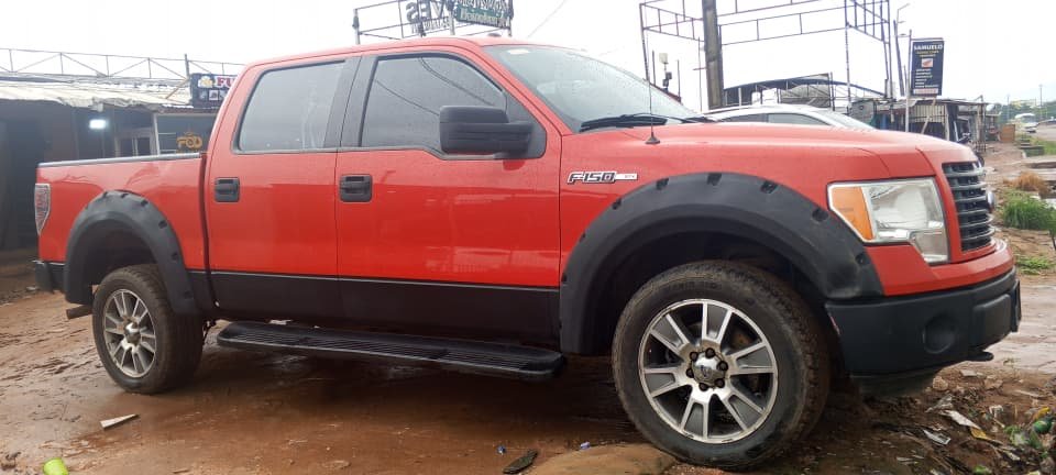 2014 Ford F-150 V8 V8